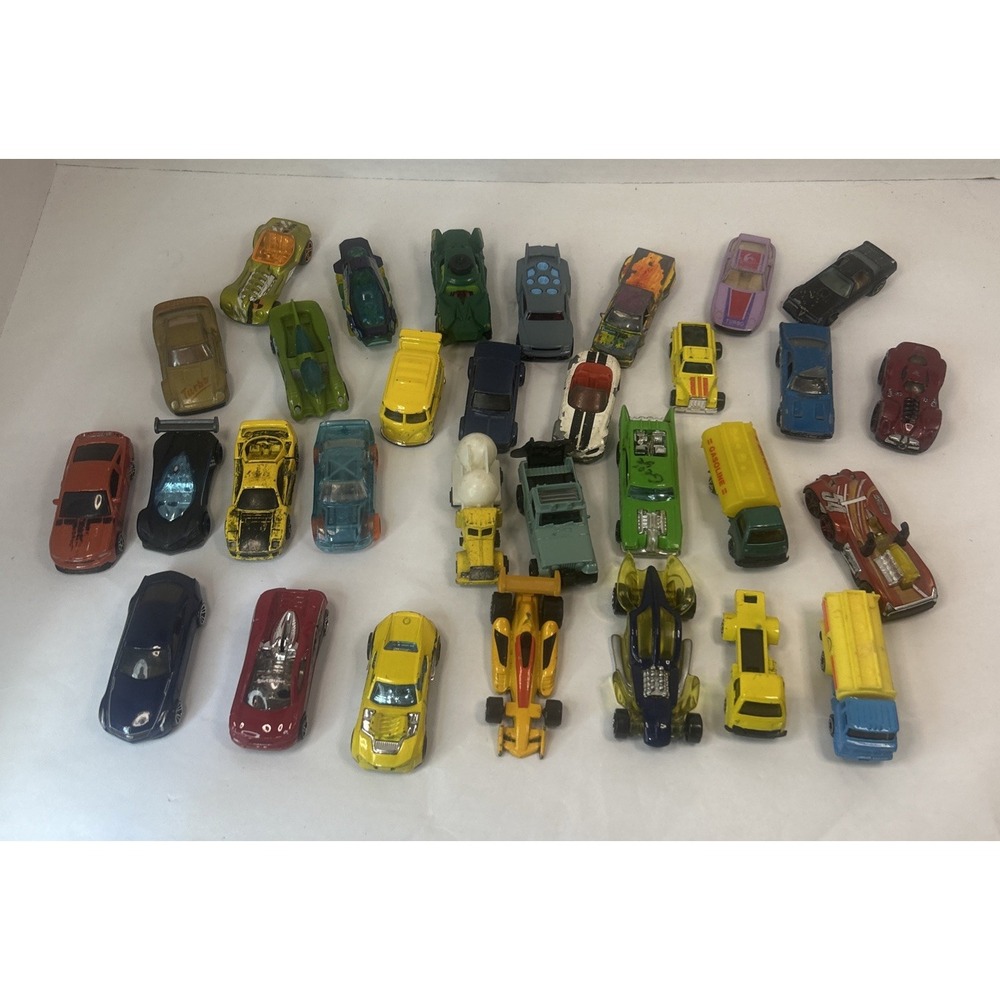 Random Hot Wheel & More Cars Read Written On. Not All Hot Wheels (31) Wear!